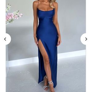 Size small blue prom dress from babyboo fashion!Tried on once, size is ajustable